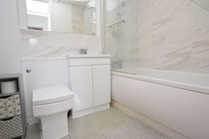 Family Bathroom- click for photo gallery
